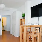 Appartement über dem Kino Toni
