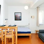 Appartement über dem Kino Toni