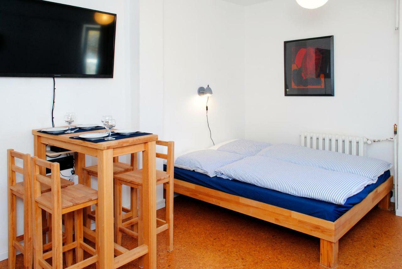 über Dem Kino Toni Berlin