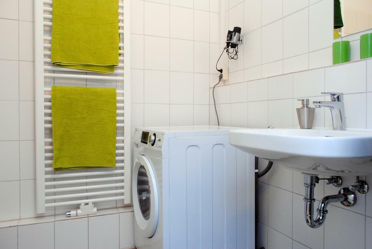 Apartment über Dem Kino Toni